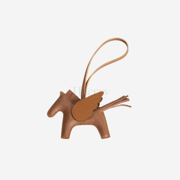Rodeo PM charm 16